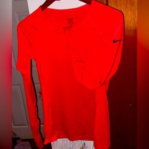 Women’s long sleeve Nike pro workout shirt